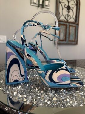 Public Desire Blue Swirl  triangle Block square toe Heel Sandals